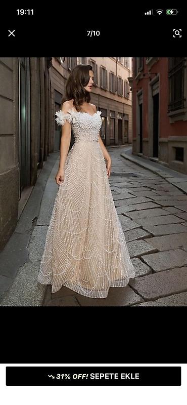 mexmer parca: Zərif gecə/libas – off-shoulder gəlinlik-stilində uzun don Ölçü M - — 2
