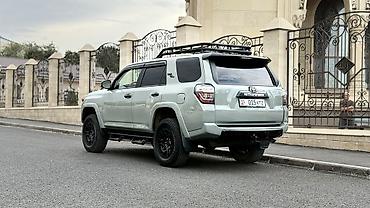 бампер на 4runner: Toyota 4Runner: 2023 г., 4 л, Автомат, Бензин, Внедорожник — 7