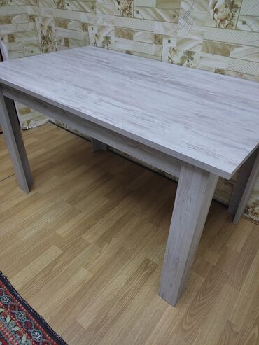 calışma masası: Qonaq masası, Yeni, Açılmayan, Dördbucaq masa, Türkiyə