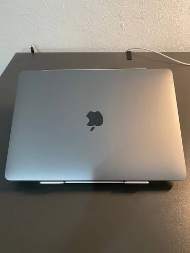 ноутб: Ноутбук, Apple, 16 ГБ ОЭТ, Apple M1, 13.3 ", Колдонулган, Татаал эмес тапшырмалар үчүн
