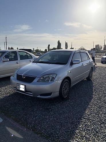 Другие автомобили: Компактный хэтчбек 5 дверей, серебристый цвет кузова. Основные — 2