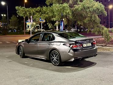 Toyota: Toyota Camry: 2021 г., 2.5 л, Автомат, Бензин, Седан — 4