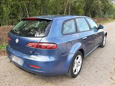 lestrosa srbija: Alfa Romeo 159 gepek kod boje 275A. Alfa Romeo 159 gepek kod boje — 4