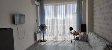 tap.az xacmaz: Salam, ev kirayə verilir. İki nəfər axtarılır. Hal hazırda evdə 3