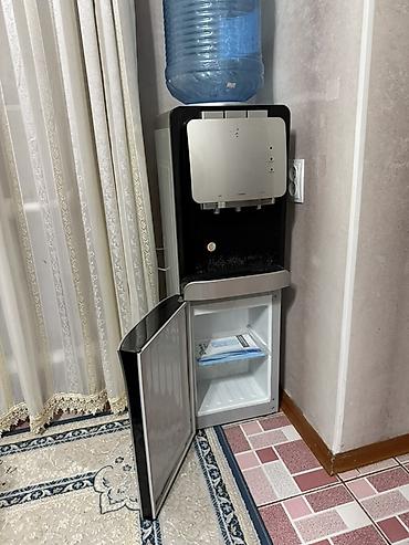 epson l3318: Кулер для воды с верхней загрузкой бутыли и нижней полочкой — 2