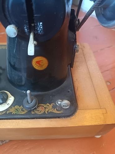averlok tikis masini: Elektrik tikiş maşını – mexaniki-güzəştməli klassik model — 2