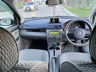 Mazda: Mazda 2: 2003 г., 1.3 л, Вариатор, Хэтчбэк — 8