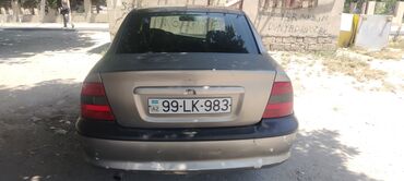 Opel: Opel Vectra, səliqəli vəziyyətdədir. Masın kteditlede verilir 1500