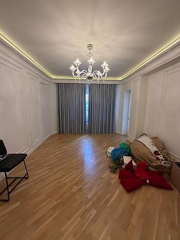 imisli ev: Yasamal, 4 otaqlı, Yeni tikili, m. Elmlər Akademiyası, 180 kv. m — 6
