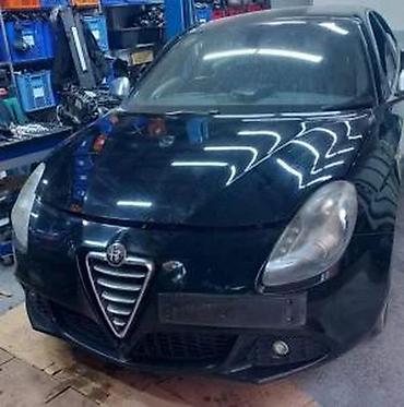 Transport: Alfa Romeo Giulietta hauba kod boje 601/b. Alfa Romeo Giulietta hauba — 1