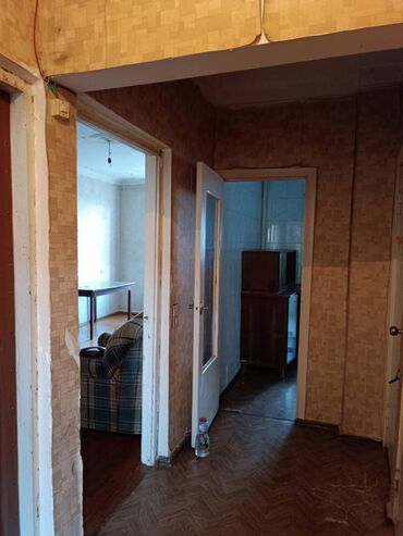 Köhnə tikili: Bakı, 2 otaqlı, Köhnə tikili, m. Həzi Aslanov, 52 kv. m — 3