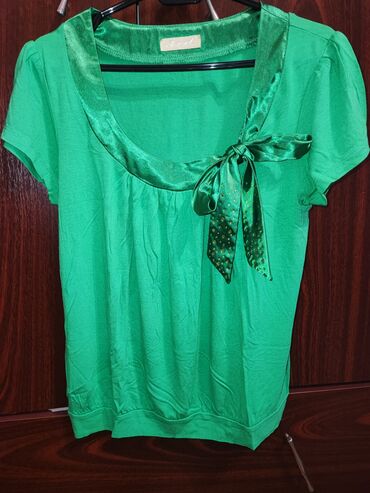 velicine majica: XL (EU 42), color - Green