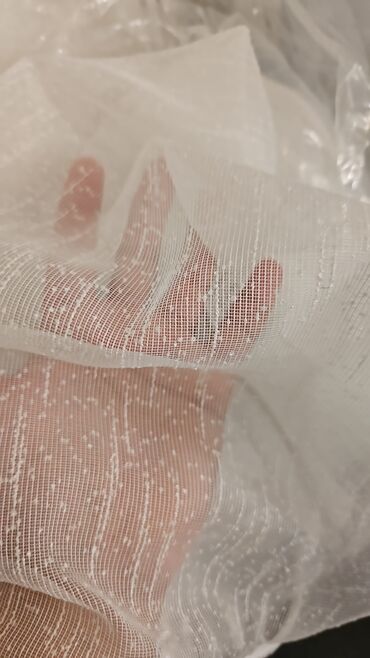 Parçalar: Bu, əsasən pərdələr, tüllər və ya dekorativ parçalar üçün istifadə — 6