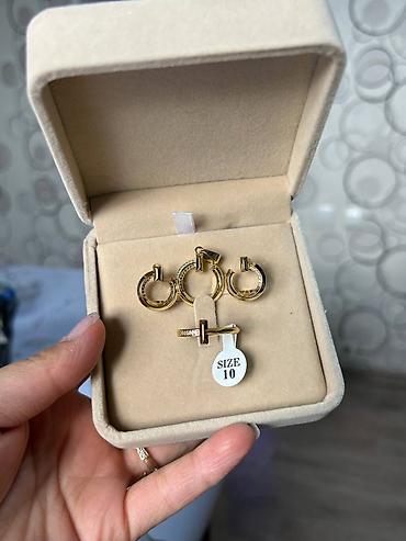 Наборы украшений: Наборы ювелирных украшений 1) Золотистый комплект с россыпью камней — 6