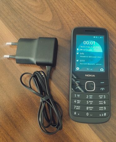 bakcell data kart: Nokia 225 4G Yenidir.Hədiyyəlik alınsa da işlədilmir