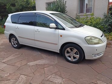 срочно срочно продам машину: Toyota Ipsum: 2002 г., 2.4 л, Автоматтык, Бензин, Вэн/Минивэн