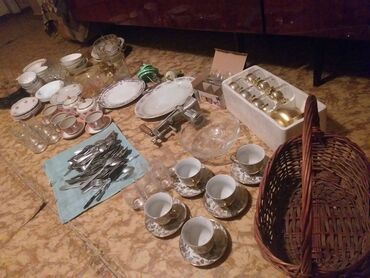 фужеры бишкек: Продаю посуду СССР и новая. Есть как разнобой, так и наборы. Продаю