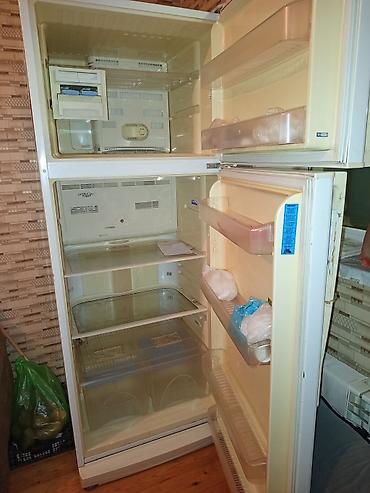 soyuducu qablari: İşlənmiş 2 qapılı Beko Soyuducu Satılır, rəng - Ağ — 2