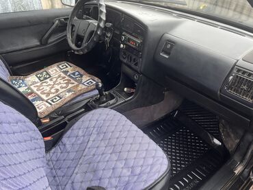 Volkswagen: Volkswagen Passat: 1990 г., 1.8 л, Механика, Бензин, Универсал — 9