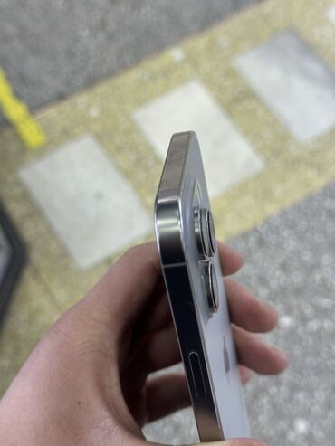 Apple iPhone: IPhone 16 Pro Max, Б/у, 256 ГБ, Natural Titanium, Зарядное устройство, Защитное стекло, Кабель, 100 % — 3