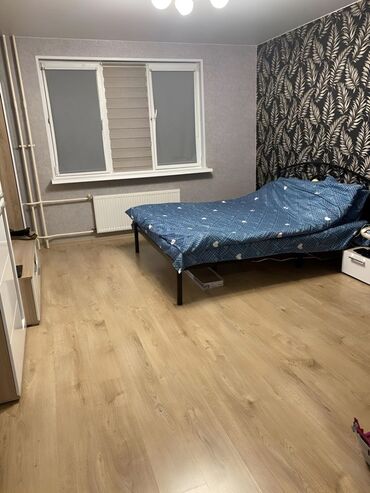 сдаю 1 ком квартиру долгосрочно: 1 бөлмө, Кыймылсыз мүлк агенттиги, Чогуу жашоосу жок, Толугу менен эмереги бар