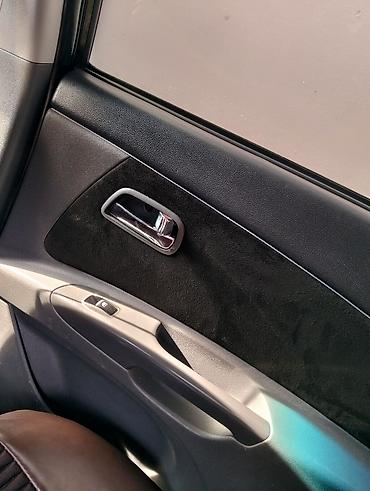 Avtomobil salonu üçün digər detallar: Avtomobil salonu və multimedia sistemi - Qəhvəyi-qara rəng — 10