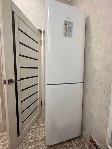 апарат для мороженное: Холодильник Pozis, Новый, Двухкамерный, De frost (капельный), 60 * 202 * 60