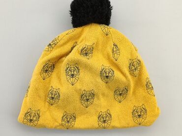 czapka beżowa z pomponem: Hat, condition - Fair