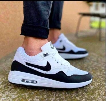 patike bele: Trainers, size - 46