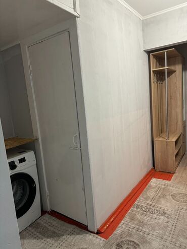 дом 35000: 35 м², 1 комната, Парковка, Забор, огорожен