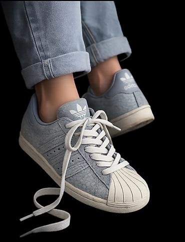 Patike: Adidas Superstar patike, karakterističnog dizajna sa tri pruge sa na lalafo.rs — 1 Patike: Adidas Superstar patike, karakterističnog dizajna sa tri pruge sa — 1