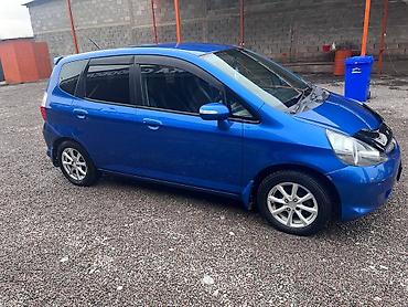 Honda: Honda Fit: 2005 г., 1.3 л, Автомат, Бензин, Хэтчбэк — 4