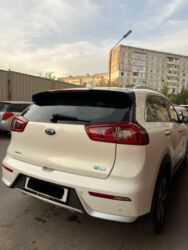 Kia: Kia Niro: 2018 г., 1.6 л, Робот, Гибрид, Кроссовер — 11