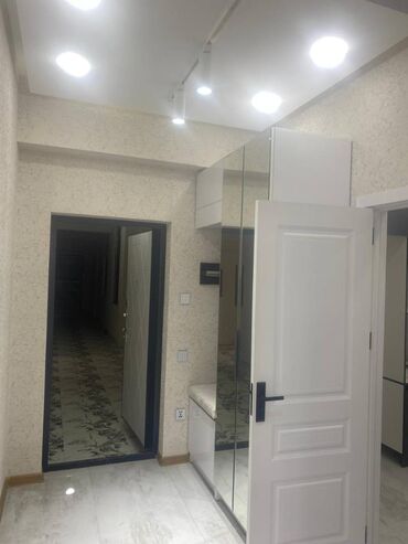 Uzunmüddətli kirayə mənzillər: Yasamal rayonu Şərifzadə küçəsində, kaktus resdoranının yanında 18 — 7