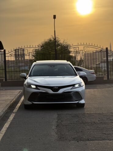 Toyota: Toyota Camry: 2018 г., 2.5 л, Автомат, Бензин, Седан