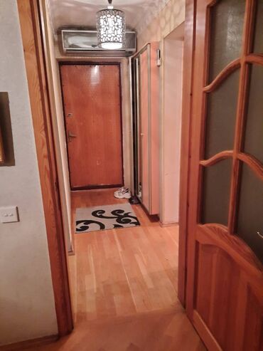 Uzunmüddətli kirayə mənzillər: Qaraev metrosunun yaxınlığında 5 mertebeli binanın 3-cu mərtəbəsində -da lalafo.az — 13 Uzunmüddətli kirayə mənzillər: Qaraev metrosunun yaxınlığında 5 mertebeli binanın 3-cu mərtəbəsində — 13