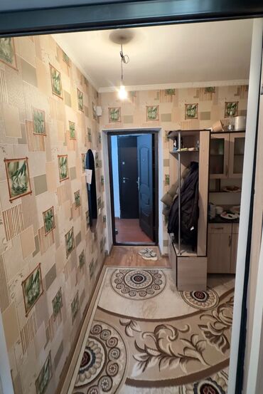 Продажа домов: 2 комнаты, 18 м², Общежитие и гостиничного типа, 4 этаж, Косметический ремонт