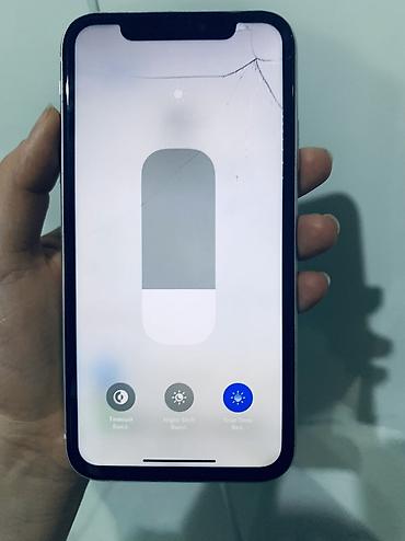 Apple iPhone: IPhone 11, Б/у, 128 ГБ, Белый, Чехол, 73 % — 9