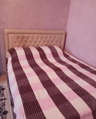 taxt sumqayıt: Taxt yaxwi veziyyetde bazasi var Tecili satilir 110 azn Unvan:Sumqayit