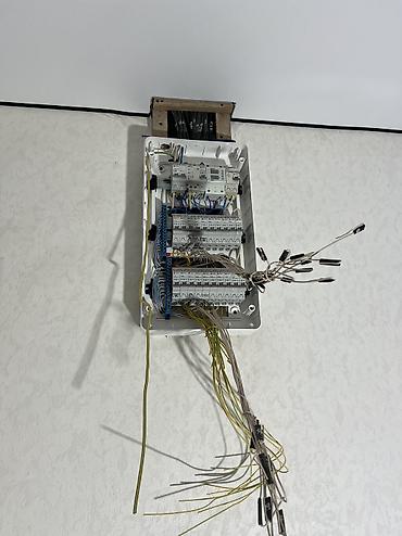 Электрики: Электромонтаж (простой) Установка розеток и выключателей Установка и — 2