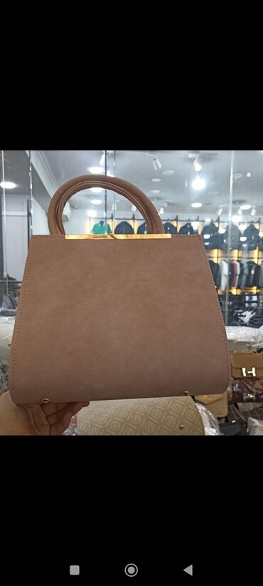 Çantalar: Əl çantası — 9