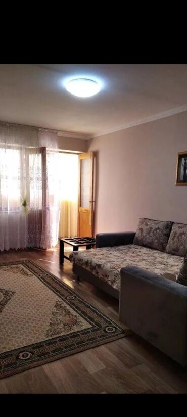 кв беловодск: 1 бөлмө, Риелтор, Чогуу жашоосу жок, Жарым -жартылай эмереги бар