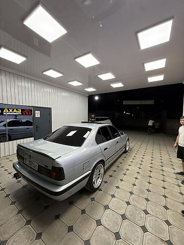 bye e5: BMW 5 series: 1990 г., 2.5 л, Механика, Бензин, Седан — 9