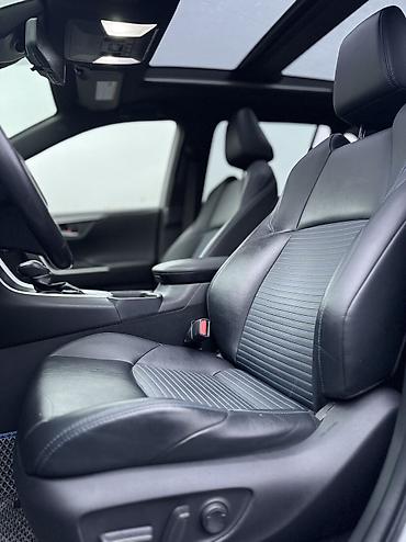 Toyota: Toyota RAV4: 2019 г., 2.5 л, Автомат, Гибрид, Кроссовер — 6