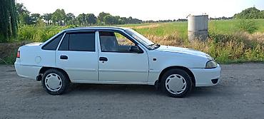Унаа сатуу: Daewoo Nexia: 2012 г., 1.5 л, Кол менен иштөөчү, Бензин, Седан — 4