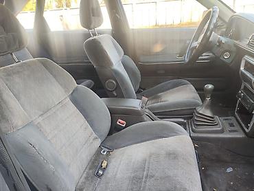 626 ge: Mazda 626: 1990 г., 2 л, Механика, Бензин, Хэтчбэк — 4
