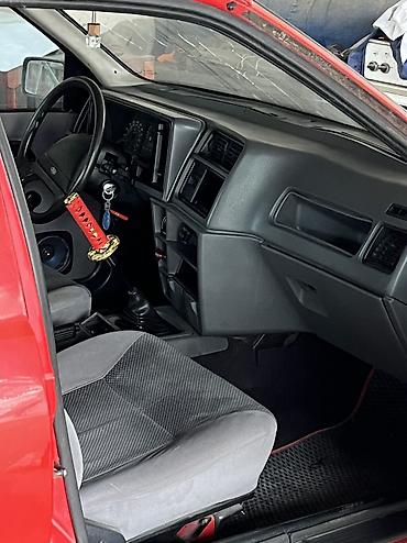 Ford: Ford Sierra: 1990 г., 1.8 л, Механика, Бензин, Хэтчбэк at lalafo.kg — 8 Ford: Ford Sierra: 1990 г., 1.8 л, Механика, Бензин, Хэтчбэк — 8