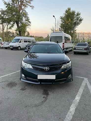срочно продаю камри: Toyota Camry: 2013 г., 2.5 л, Автомат, Газ, Седан — 3