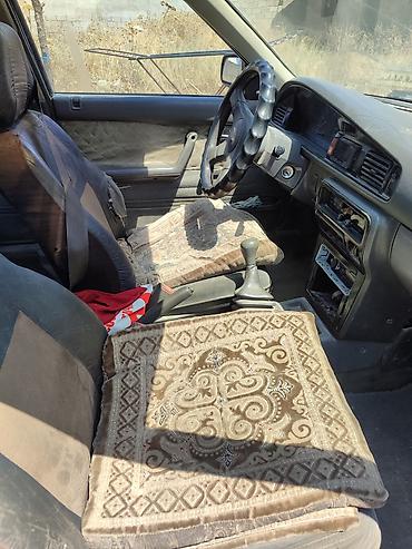 chek it: Mazda 626: 1990 г., 2 л, Механика, Бензин, Седан — 2