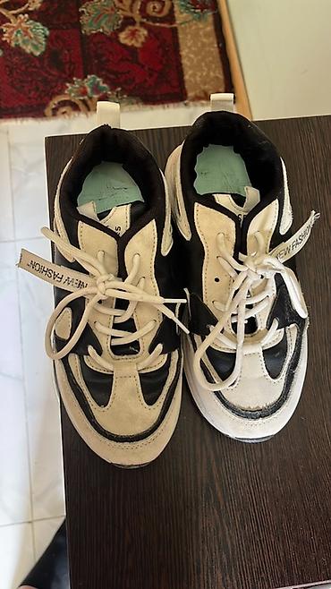 deri plas: Uşaq krosovkaları – “NEW FASHION” yazılı model - Rəng: ağ-qara — 1